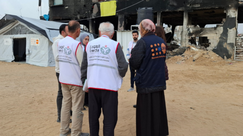 A temporary health centre in the Jabalia refugee camp in Gaza is supported by UNFPA through health workers, essential medicine and equipment. © UNFPA / Yasmeen Sous