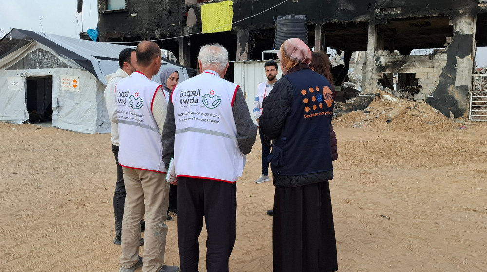 A temporary health centre in the Jabalia refugee camp in Gaza is supported by UNFPA through health workers, essential medicine and equipment. © UNFPA / Yasmeen Sous