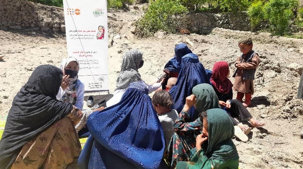 الرعاية الطارئة للأمومة والدعم النفسي والاجتماعي للنساء والفتيات المتضررات من الفيضانات في أفغانستان