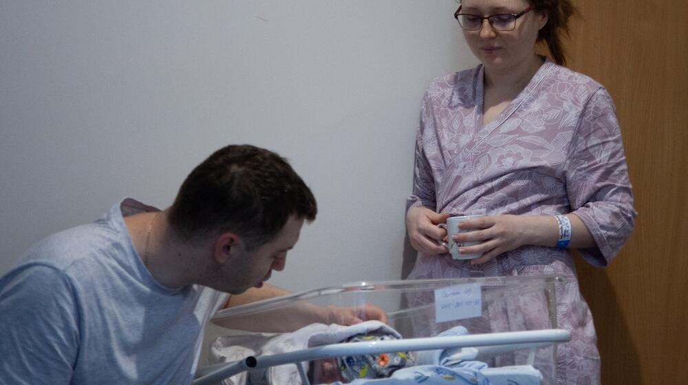 Giving birth on Ukraine’s front line: How women and medical workers are coping under fire