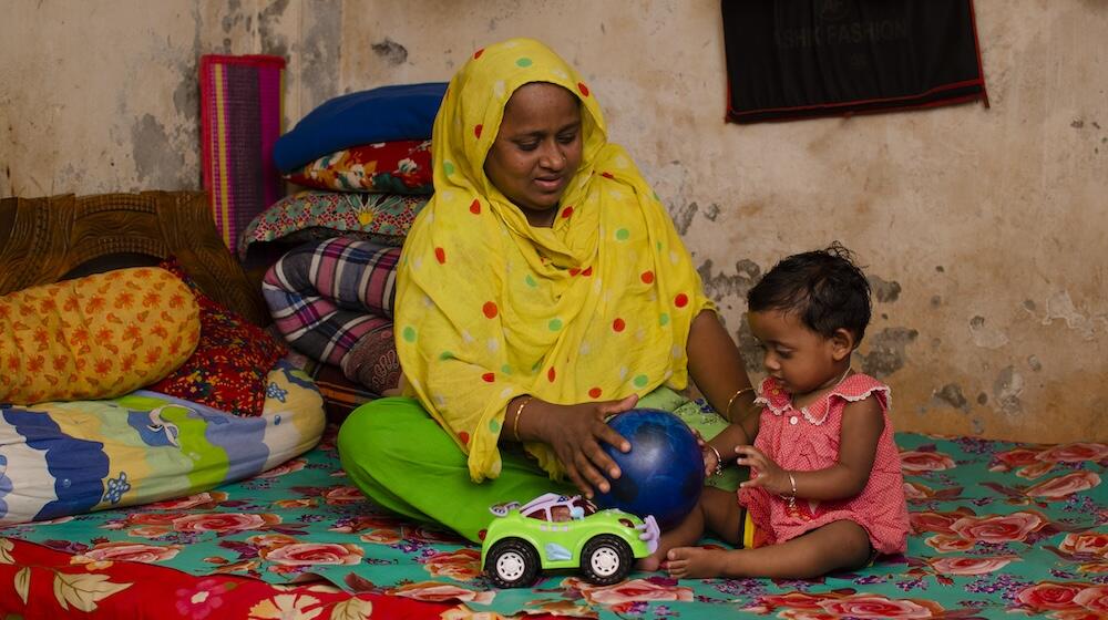 Cómo ayuda el UNFPA a las madres de todo el mundo a hacer valer su derecho a la salud y a un embarazo seguro