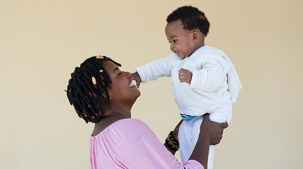 في عيد الأم لهذا العام، إليك 5 أسباب للاحتفال بالأمومة – الاختيارية