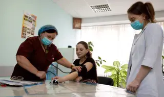 Ukraine : à 7 mois de grossesse, 12 heures de marche pour…