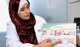 Among Syrian refugees, dispelling myths about contraceptives