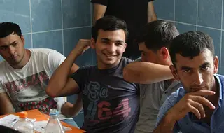 En Azerbaïdjan, les hommes s’engagent contre la violence basée…