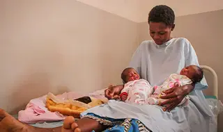 Escaping violence, refugee mothers in Angola find relief in safe...