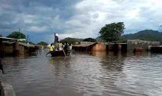 Floods hit hundreds of thousands in Southern Africa; women and…